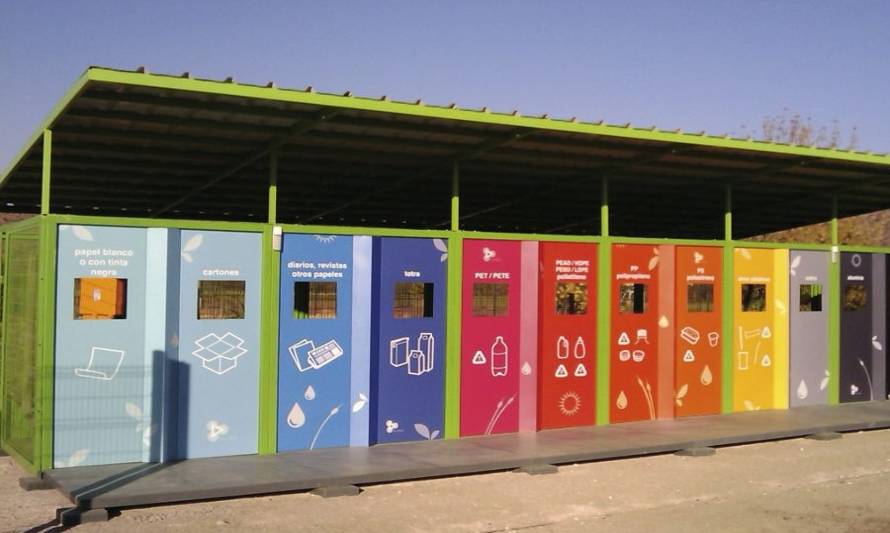 Conoce los puntos limpios de reciclaje en Santiago Centro
