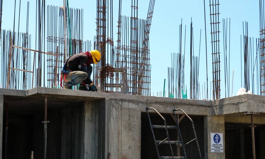 Arquitecto de la UCN analizó el futuro del desarrollo de las viviendas sociales