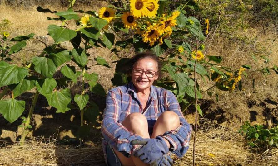 Verónica Calderón: la pequeña agricultora que combate la sequía con técnicas incas