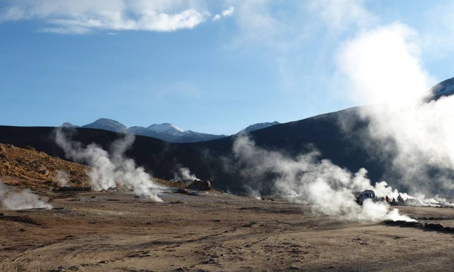 Inauguran primer invernadero
en Chile calefaccionado con agua termal