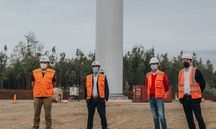 Autoridades conocieron en terreno avance del parque eólico Los Olmos