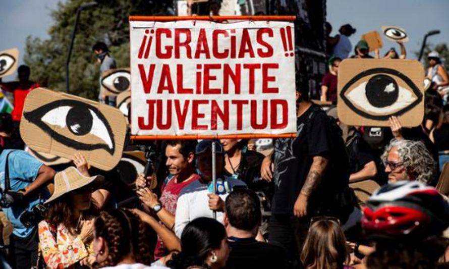 Jóvenes se organizan en torno al medio ambiente para participar del proceso constituyente