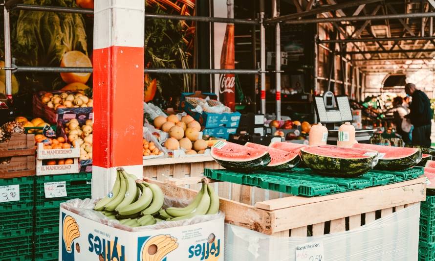 Proyecto piloto busca reducir desperdicio de alimentos en ferias libres