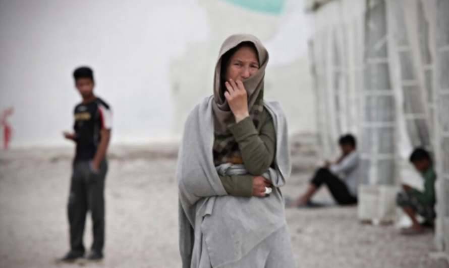 Estudiante afgana llega a Chile gracias a la campaña “Somos Refugio”
