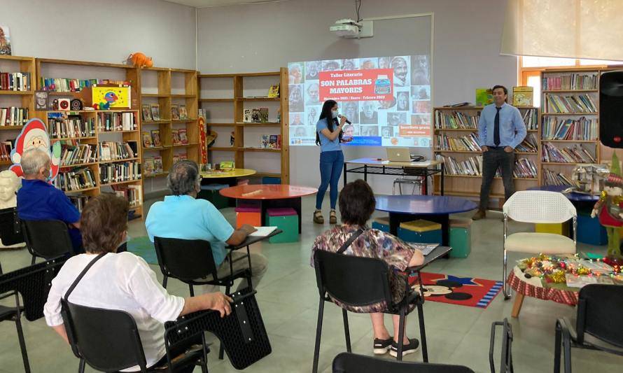 Adultos Mayores de Región de O´Higgins escribirán un libro gracias a Taller de CuentaCuentos