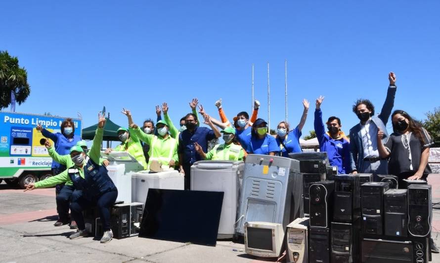 Vecinos de Concepción recolectan más de una tonelada de residuos electrónicos