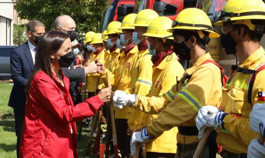 Anuncian nuevos recursos para fortalecer el trabajo de Conaf en el Día Nacional del Brigadista Forestal