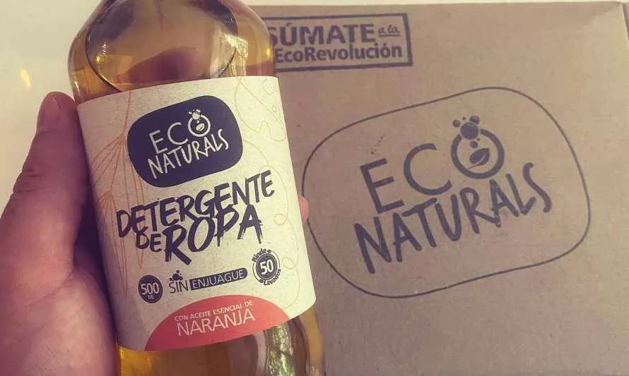 EcoNaturals: Detergente de ropa 100% biodegradable