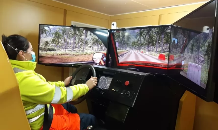 Simuladores de realidad virtual serán usados para promover la conducción eficiente en Chile