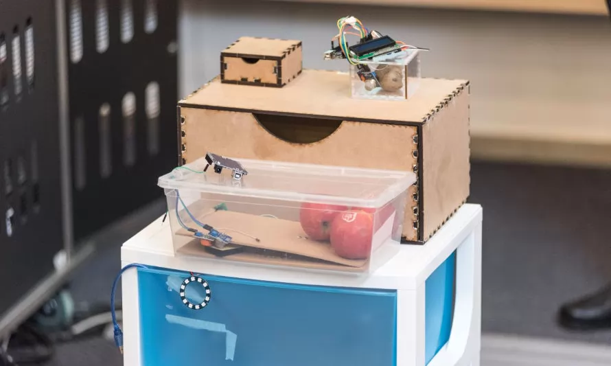 Estudiantes de  UAI crean una despensa inteligente para evitar el desperdicio de alimentos