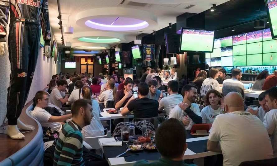 La psicología detrás de los juegos de azar: cómo los casinos nos mantienen cautivados