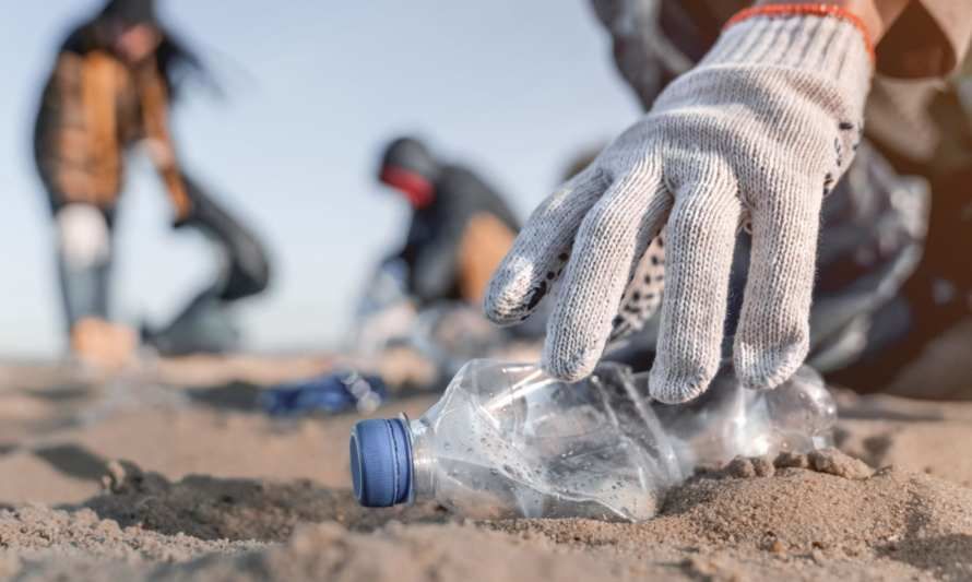 Contaminación por plásticos entre las principales preocupaciones ambientales en Chile