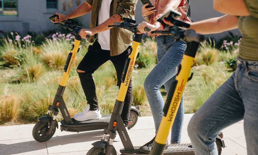 Whoosh E-Scooters: expandiendo la movilidad sostenible en Santiago