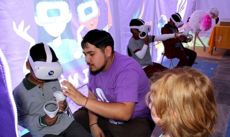 Vilti Móvil llevó la experiencia de la realidad virtual a más de 100 estudiantes de la comuna de San Pedro de Atacama