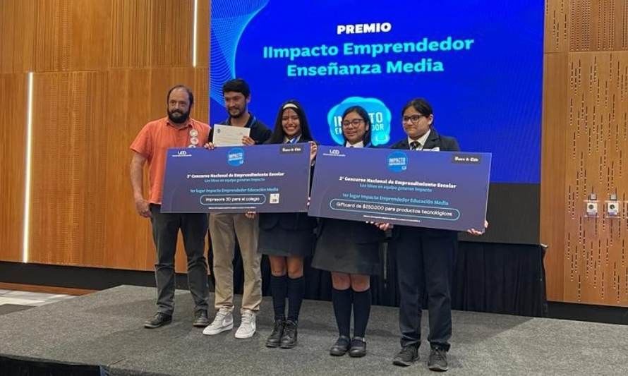 Proyecto sustentable “LBM Bags” de estudiantes de Alto Hospicio gana premio nacional