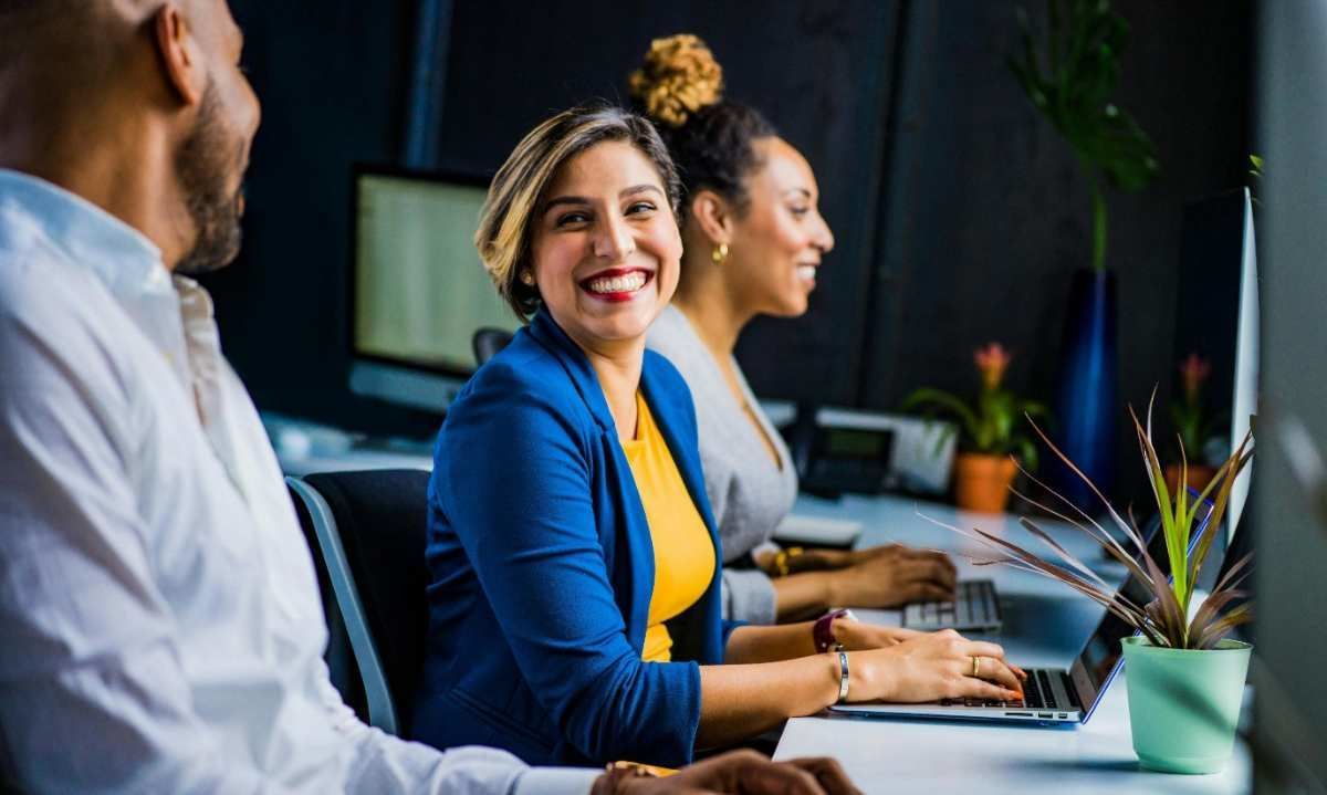 El 88% de los profesionales perciben la subrepresentación de mujeres en roles de liderazgo