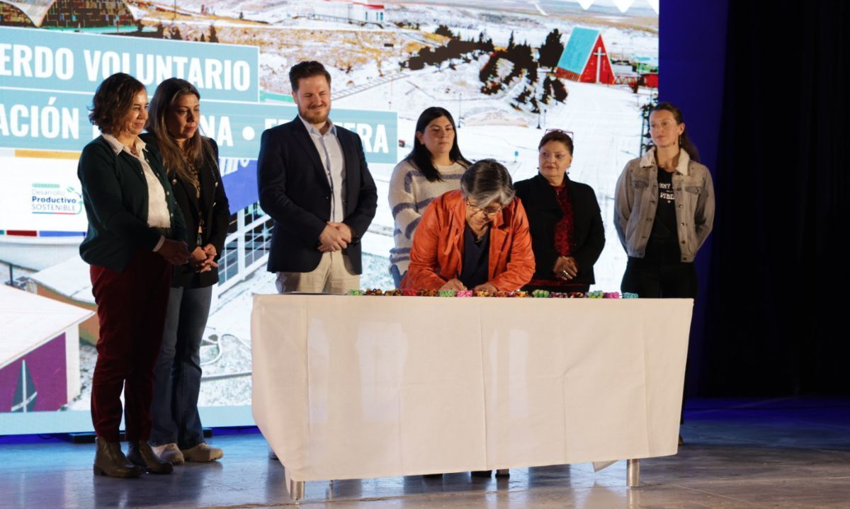 Se firma el primer Acuerdo Voluntario de Participación Temprana para un proyecto de hidrógeno verde en Magallanes