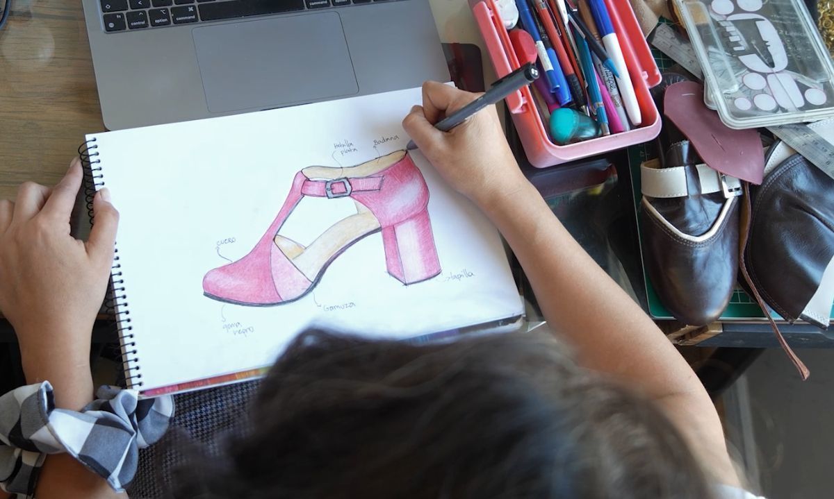 Tenaz Slow Fashion: Calzado sustentable elaborado con materiales reciclados