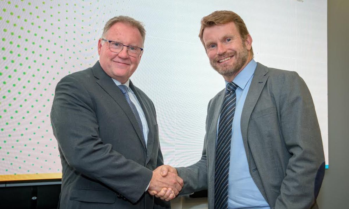 Colbún y e-STORAGE firman contrato de baterías por 228 MW para proyecto de almacenamiento Diego de Almagro Sur